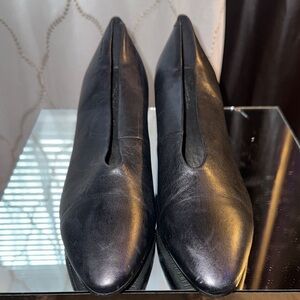 Vagabond Black Pointed Leather Heels